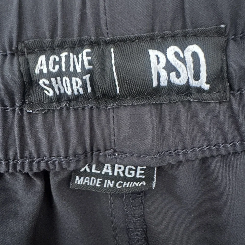 RSQ Shorts Mens XL Black Active Short‎ Elastic Waist Zip Pocket Athletic Gym